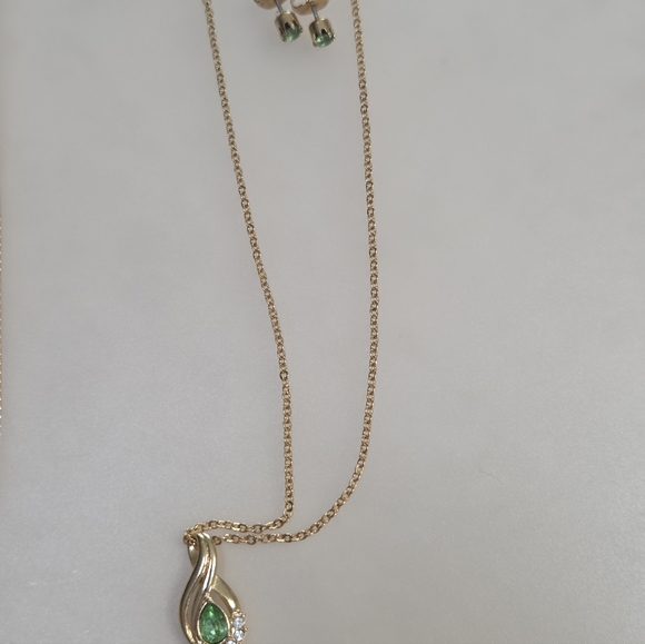 Vintage Avon Jewelry Lot Shy Butterfly Etc - Picture 6 of 7